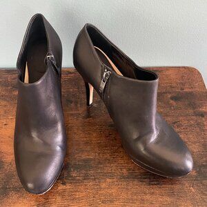 Vince Camuto Elvin Platform Bootie - Size 8